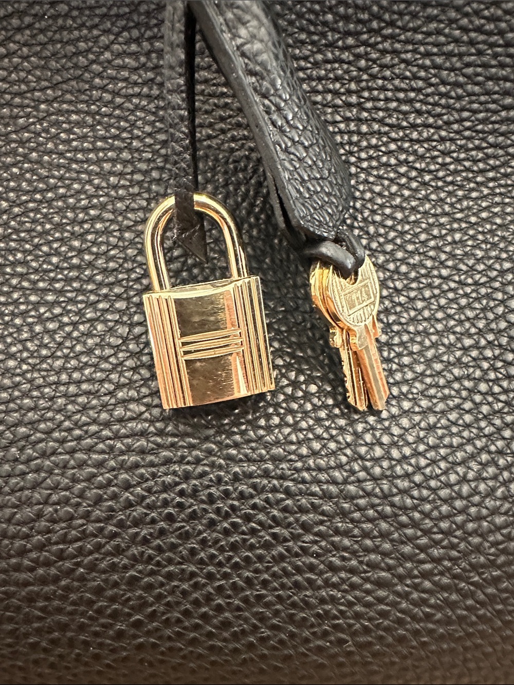 Hermes Birkin 35 Black with Gold Hardware - Picture 2 of 13